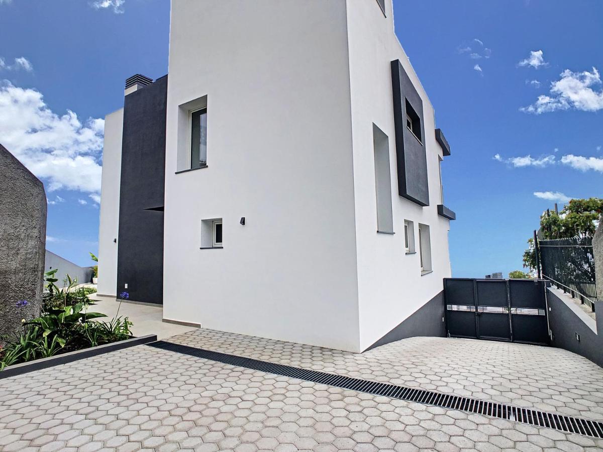 Villa Omar By Lovelystay Canhas Екстер'єр фото